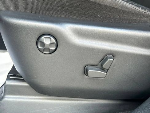 Used 2021 Jeep Grand Cherokee Limited AWD/4WD image 19