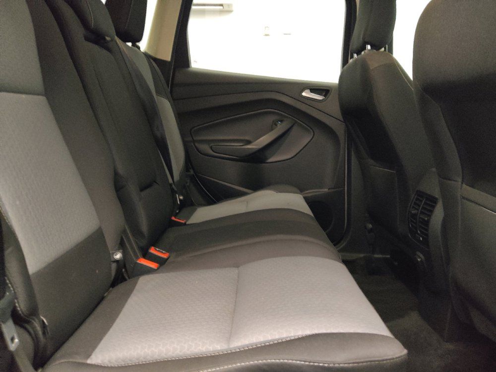 Used 2018 Ford Escape SE FWD image 19