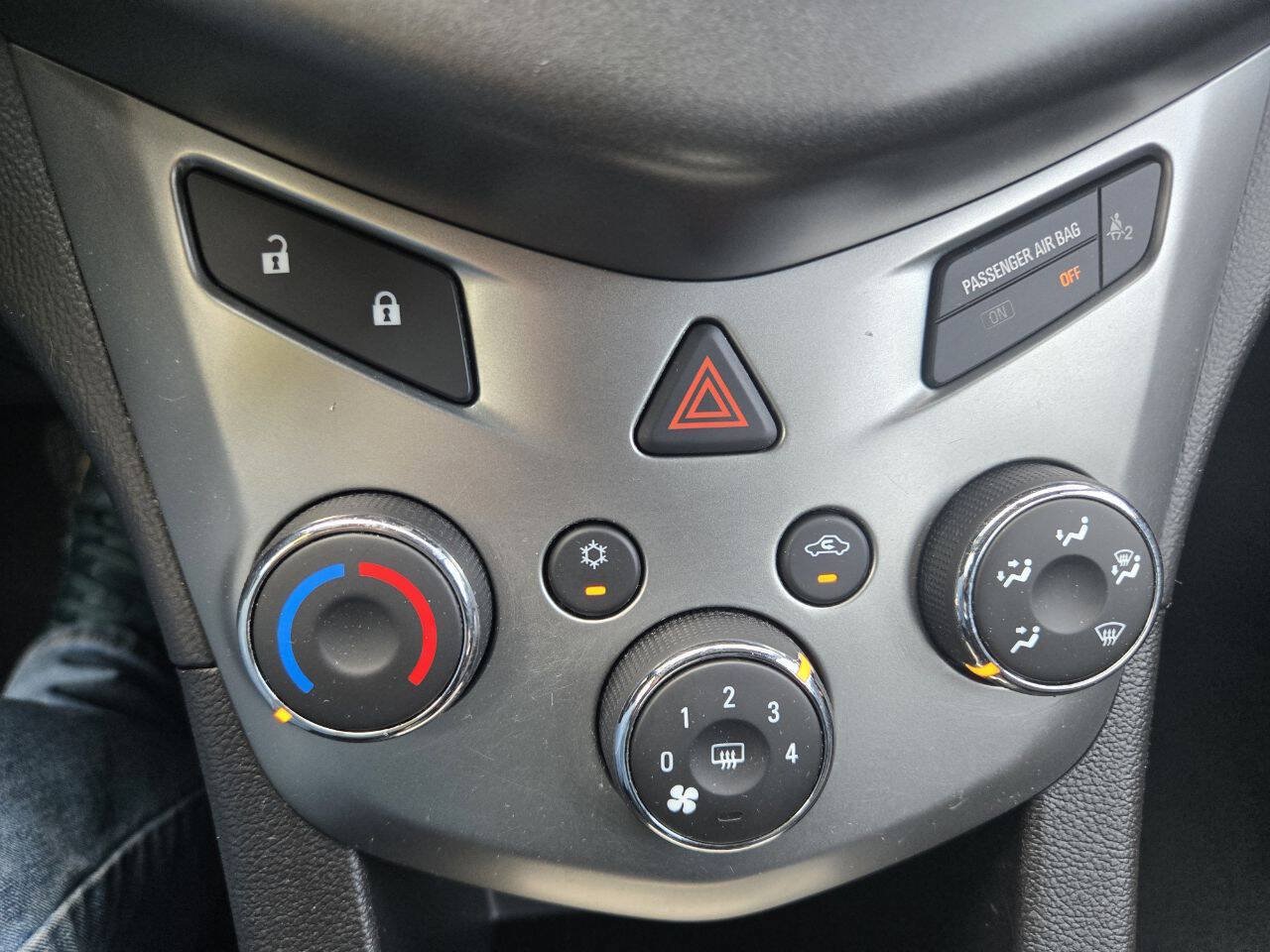 Used 2015 Chevrolet Sonic LT FWD image 17