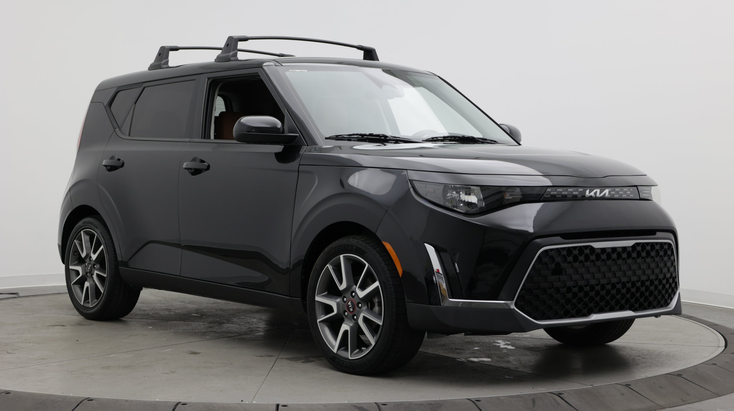 Used 2024 Kia Soul EX w/ Option Group 015 FWD image 3