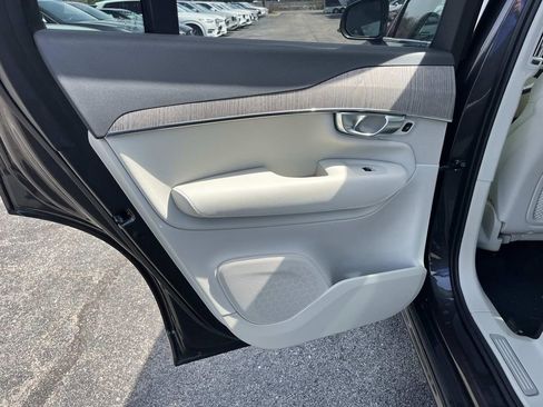 Used 2024 Volvo XC90 B6 Plus w/ Protection Package image 18