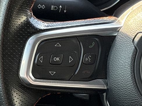 Used 2022 Jeep Gladiator Mojave AWD/4WD image 20