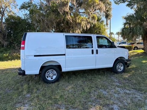 New 2025 Chevrolet Express 2500 Work Van 3D Cargo Van w/ Driver Convenience Package RWD image 16