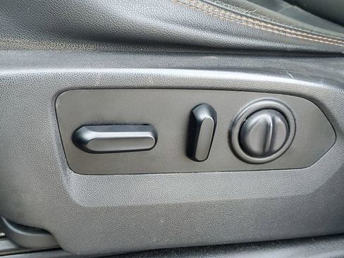 Used 2019 GMC Sierra 1500 AT4 w/ AT4 Preferred Package image 13