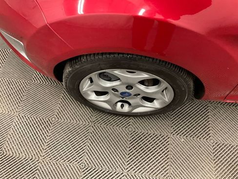 Used 2011 Ford Fiesta SES w/ 301A Rapid Spec Order Code image 9