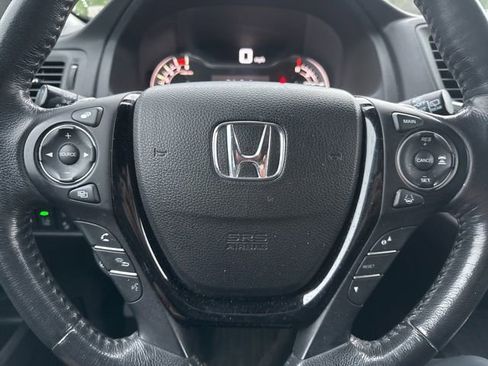 Used 2016 Honda Pilot Elite image 16