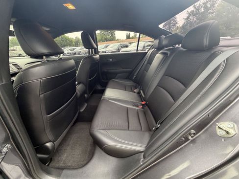 Used 2016 Honda Accord Sport image 22