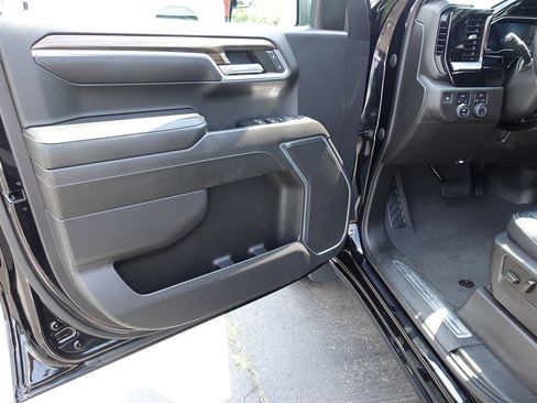 Used 2022 Chevrolet Silverado 1500 LT AWD/4WD image 15