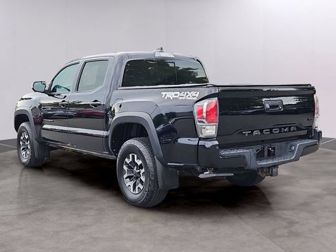 Used 2020 Toyota Tacoma TRD Off-Road w/ Technology Package AWD/4WD image 6