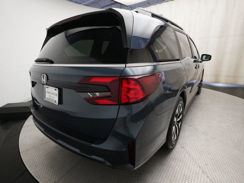 Certified 2026 Honda Odyssey EX-L image 13