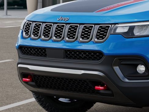 New 2026 Jeep Compass Trailhawk w/ Sun, Sound & Navigation Group AWD/4WD image 11