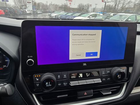 Used 2024 Toyota Grand Highlander Platinum image 23