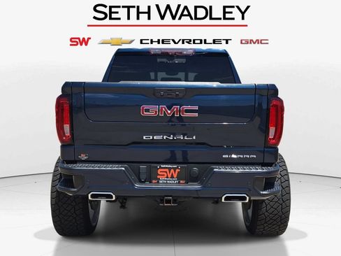 Used 2021 GMC Sierra 1500 Denali w/ Denali Ultimate Package AWD/4WD image 6