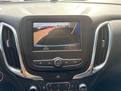 Used 2020 Chevrolet Equinox LT AWD/4WD image 22