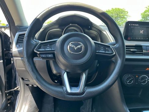 Used 2017 MAZDA MAZDA3 Sport w/ Preferred Equipment Package FWD image 27