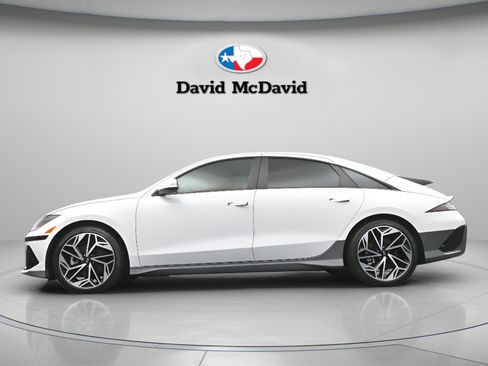 Used 2024 Hyundai Ioniq 6 SEL RWD image 30