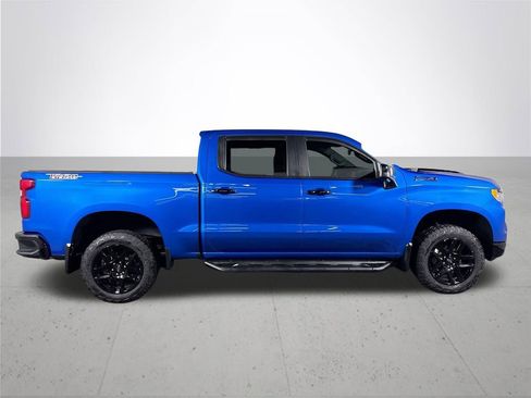 Used 2024 Chevrolet Silverado 1500 LT Trail Boss w/ Convenience Package II image 5