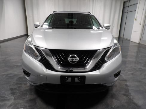 Used 2018 Nissan Murano SV AWD/4WD image 3