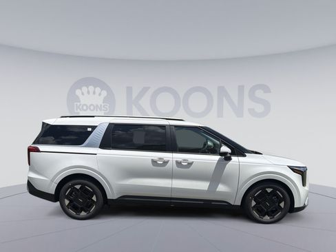 New 2026 Kia Carnival EX FWD image 8