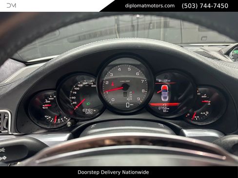 Used 2012 Porsche 911 Carrera S image 22