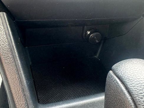 Used 2015 Subaru Crosstrek 2.0i Limited image 22