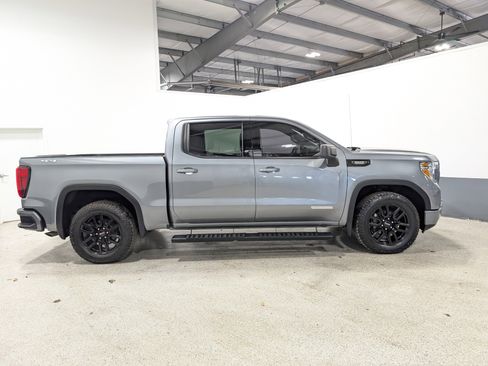 Used 2021 GMC Sierra 1500 Elevation image 2