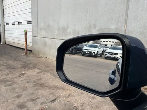 Used 2025 Hyundai Santa Fe SEL image 18