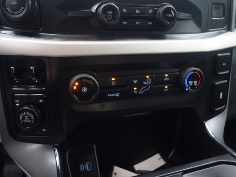 Used 2021 Ford F150 XLT w/ Trailer Tow Package AWD/4WD image 11