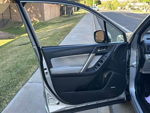 Used 2015 Subaru Forester 2.5i Limited image 51