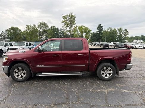 Used 2019 RAM 1500 Laramie AWD/4WD image 5
