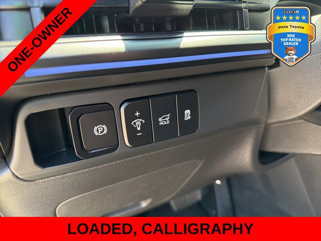 Used 2025 Hyundai Santa Fe Calligraphy w/ Tow & Go Package FWD image 25