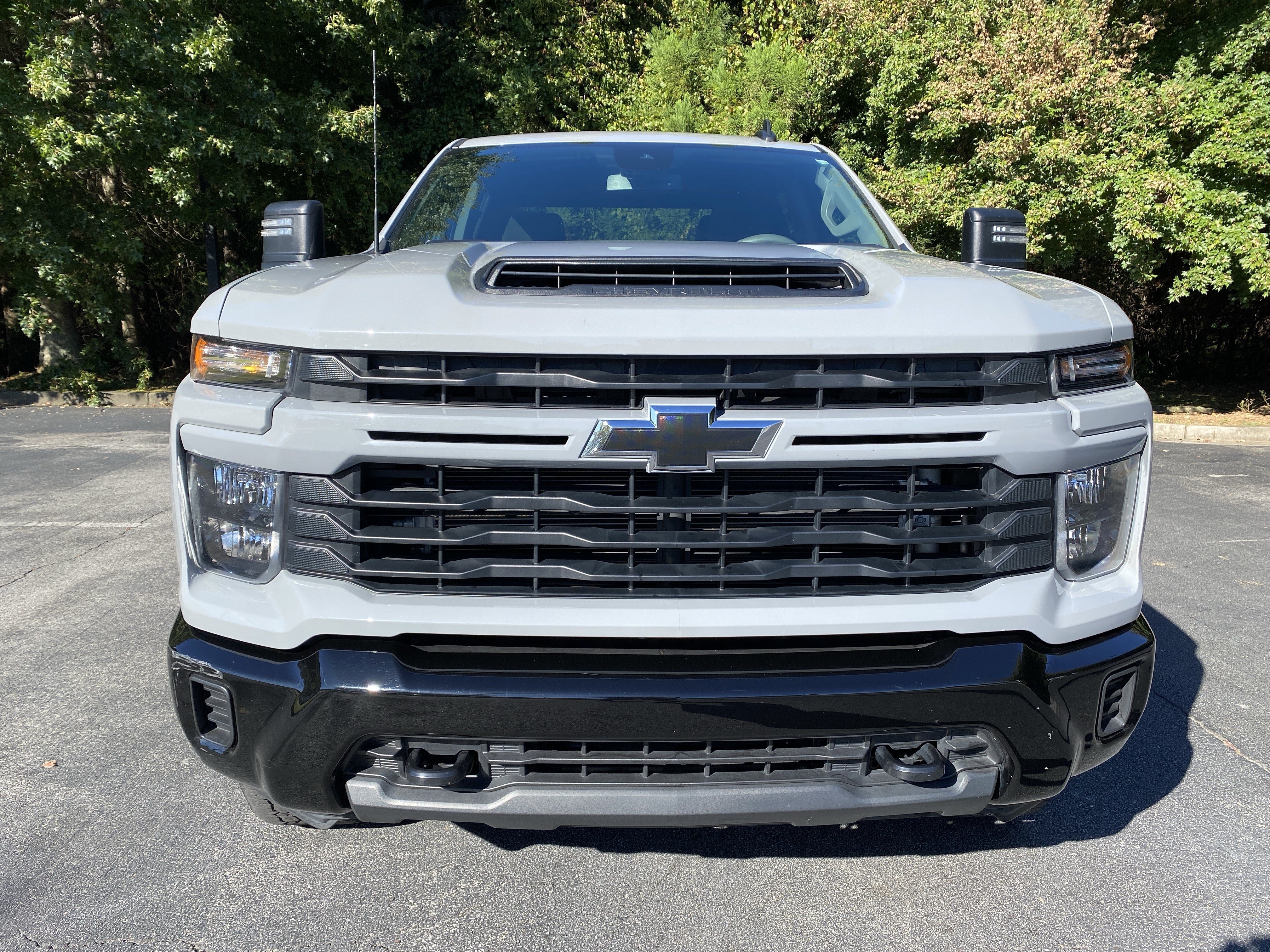 Used 2024 Chevrolet Silverado 2500 Custom w/ Custom Value Package AWD/4WD image 3