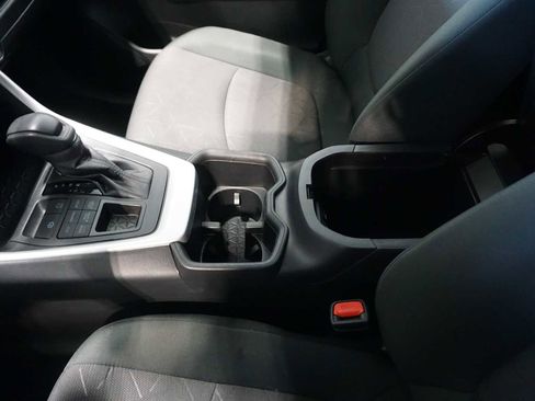 Used 2024 Toyota RAV4 XLE image 20