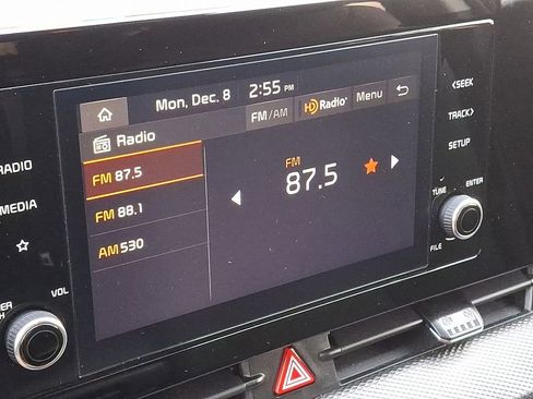 Used 2023 Kia Sportage LX image 16