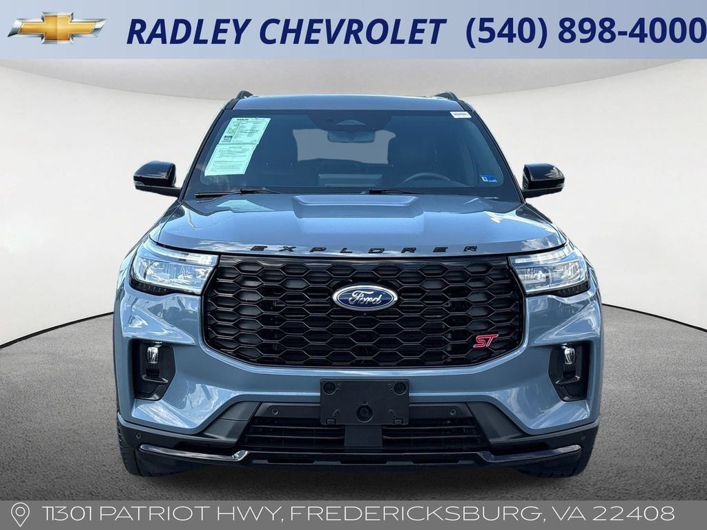 Used 2025 Ford Explorer ST AWD/4WD image 23
