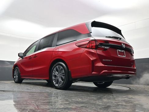 Used 2026 Honda Odyssey Touring image 44