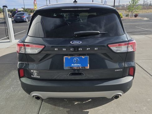 Used 2022 Ford Escape SEL w/ Technology Package image 6