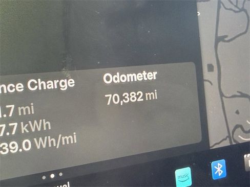 Used 2021 Tesla Model Y Long Range image 24