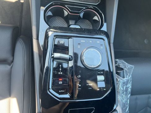 Certified 2024 BMW i5 eDrive40i w/ M Sport Package image 18