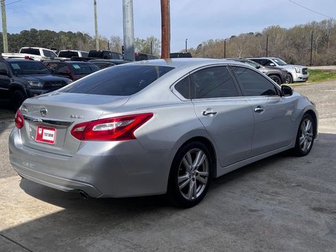 Used 2016 Nissan Altima 3.5 SL image 6