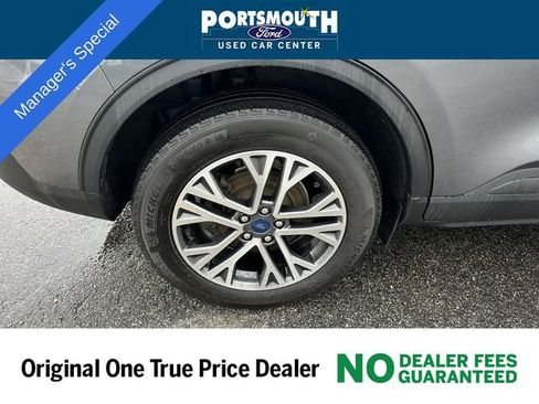 Certified 2022 Ford Escape SEL w/ Technology Package image 28