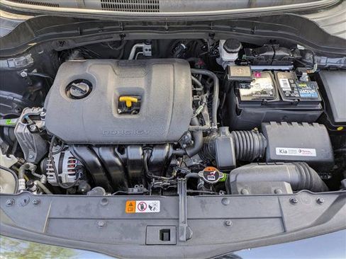 Used 2023 Kia Soul LX w/ LX Technology Package FWD image 21