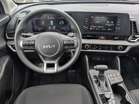 Certified 2023 Kia Sportage LX image 15