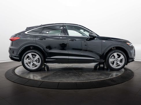 Used 2025 Audi Q5 Premium Plus AWD/4WD image 3