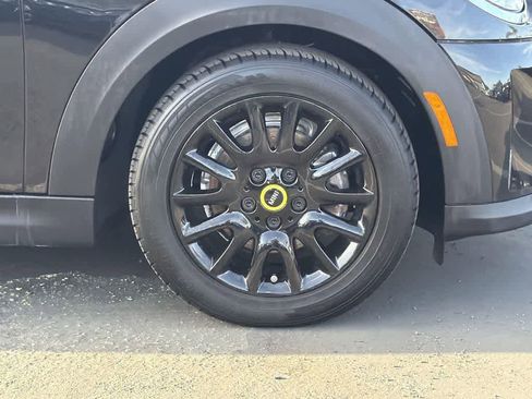 Used 2023 MINI Cooper SE image 40