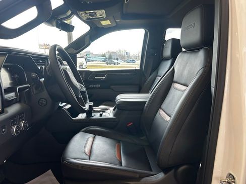 Used 2026 GMC Sierra 1500 AT4 w/ AT4 Premium Package image 11