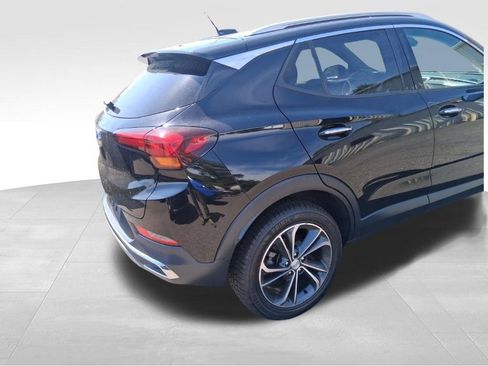 Used 2021 Buick Encore GX Essence AWD/4WD image 4