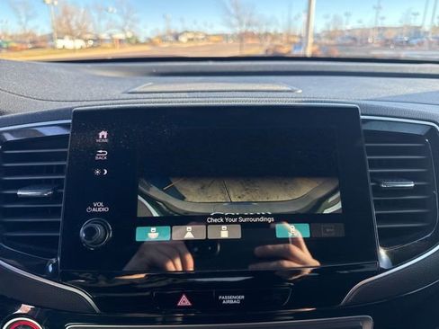 Used 2020 Honda Passport Touring image 29