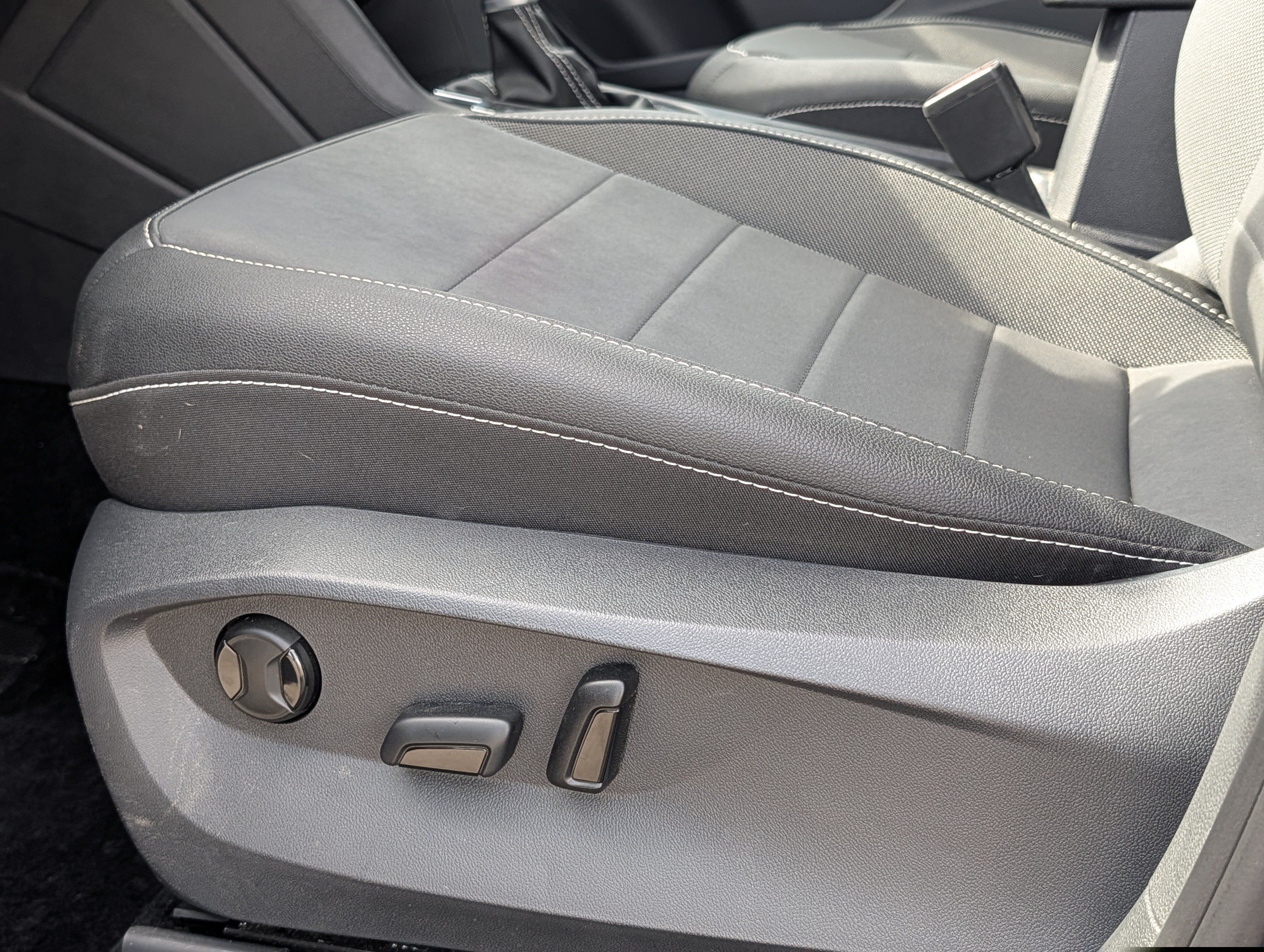 Certified 2024 Volkswagen Taos SE AWD/4WD image 24