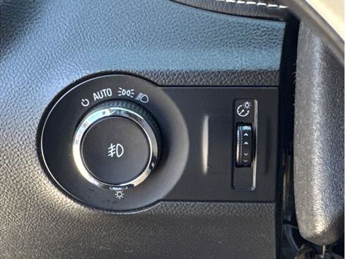 Used 2013 Chevrolet Camaro SS RWD image 28